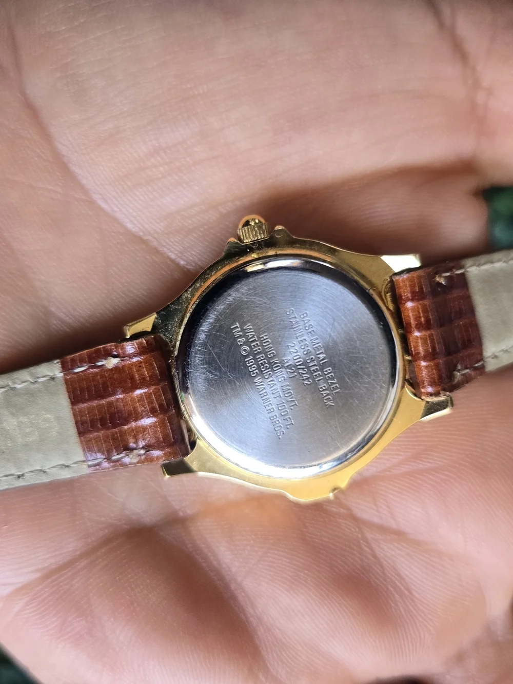 Looney Tunes Gold-Tone Watch with Brown Leather Strap
